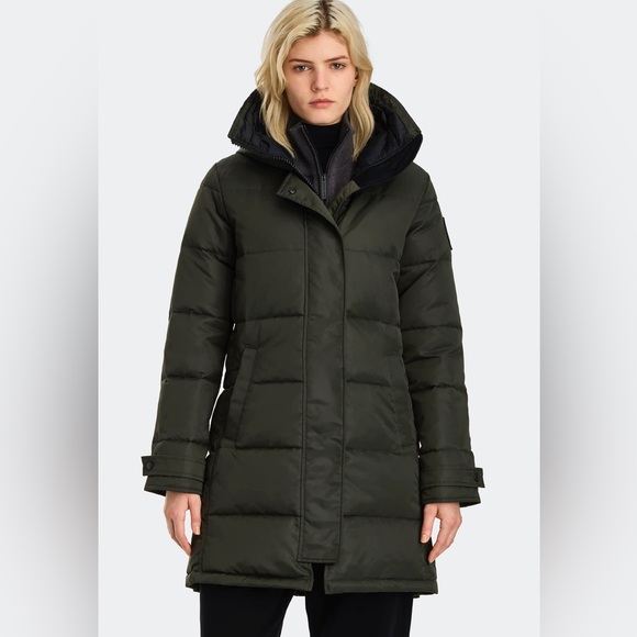 Canada Goose Jackets & Blazers - Canada Goose Shelburne parka Performance Satin Black Label